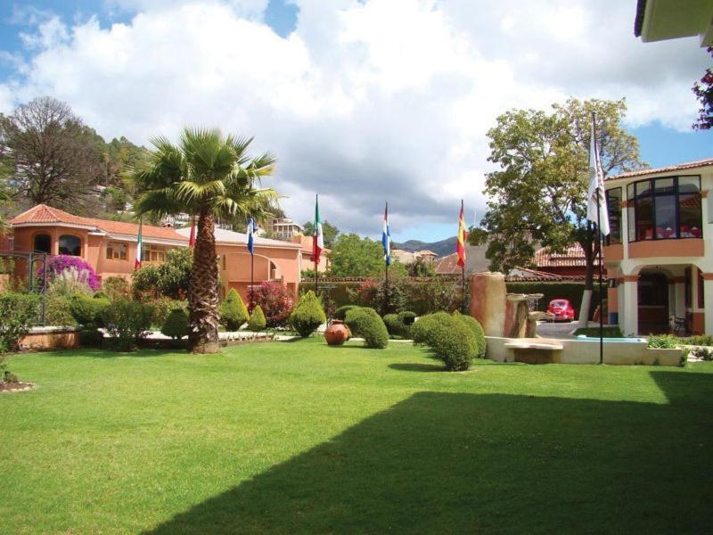 Hotel Arrecife De Coral San Cristóbal de Las Casas Buitenkant foto